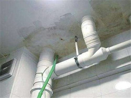 马桶排水管道l型堵吗怎么疏通(马桶的排水管道)