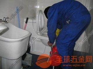 小便池下水管道疏通剂怎么用(小便池下水管道疏通剂怎么用的)