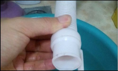 洗衣服怎么疏通排水管道(洗衣服怎么疏通排水管道图片)
