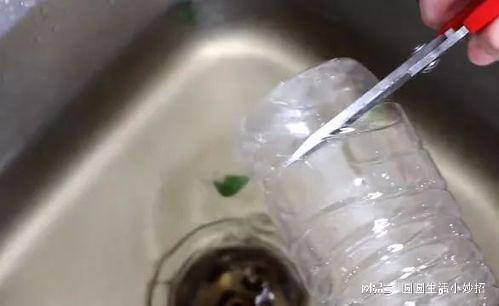 怎么用矿泉水瓶疏通管道(用矿泉水瓶疏通下水道) 怎么用矿泉水瓶疏通管道(用矿泉水瓶疏通下水道)