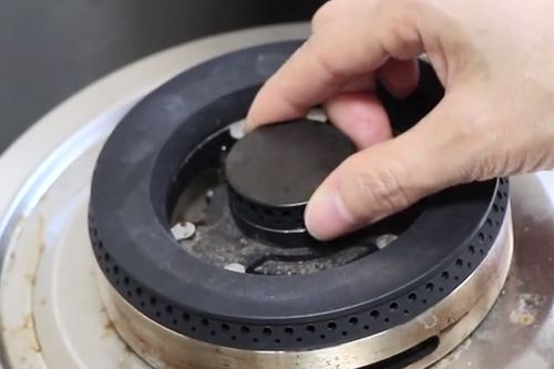 天然气灶堵眼怎么疏通管道(天然气灶眼堵了怎么清理) 天然气灶堵眼怎么疏通管道(天然气灶眼堵了怎么清理)