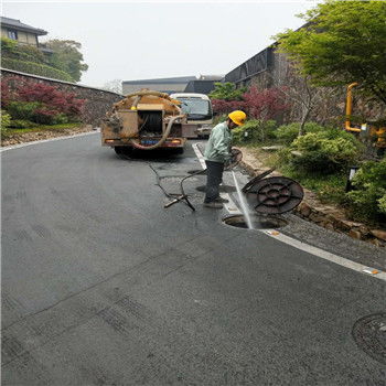 巍山市政道路管道疏通怎么收费(巍山通下水道)