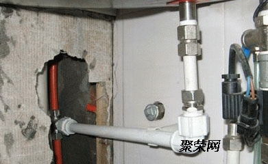 花洒孔被堵了怎么疏通管道(花洒孔堵了有什么小妙招)