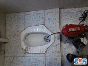 管道用火腿肠堵住了怎么疏通(火腿肠堵住了马桶应该怎么办才可以冲下去?