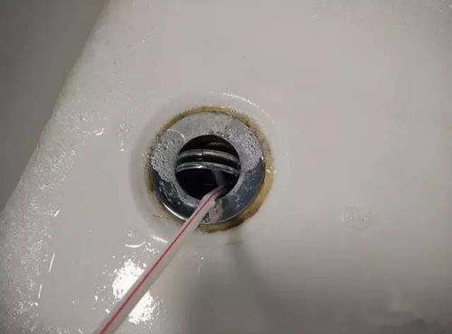 点烟器被堵了怎么疏通管道(点烟器的孔要堵住吗)