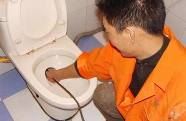 怎么疏通下水道的主管道(如何疏通下水道主管道) 怎么疏通下水道的主管道(如何疏通下水道主管道)