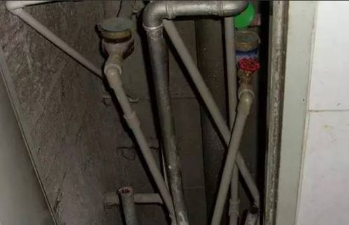 管道里有玩具怎么疏通排气孔(管道里有玩具怎么疏通排气孔呢)