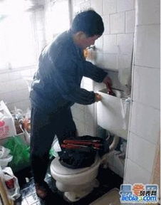 下水道怎么找管道疏通的(寻找下水管道疏通)