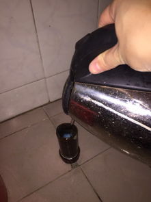 吸洗手盆管道堵塞怎么疏通(洗手盆吸住了怎么办)
