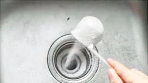 洗衣服加开水怎么疏通管道(开水加洗衣粉能疏通管道吗)