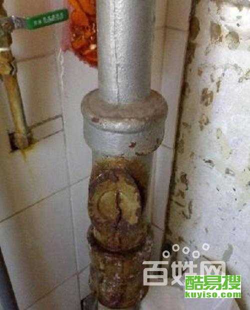 铁暖气管道堵了怎么疏通(铁暖气管漏水如何快速补漏) 铁暖气管道堵了怎么疏通(铁暖气管漏水如何快速补漏)