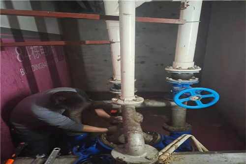 船舶机器冷却水管道怎么疏通(船舶机器冷却水管道怎么疏通的)