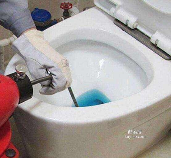一根筷子怎么疏通马桶管道(筷子堵马桶里怎么取出来)