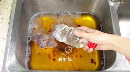 小苏打怎么疏通下水管道异味(小苏打下水道堵塞疏通小妙招)