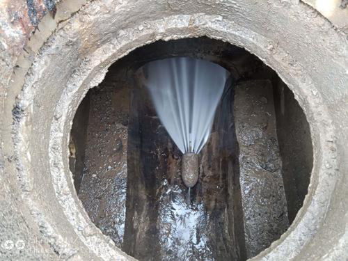 下水道打弯怎么疏通管道(下水道打弯怎么疏通管道的)