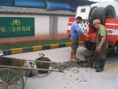 挖掘机疏通管道怎么操作(挖掘机疏通管道怎么操作的) 挖掘机疏通管道怎么操作(挖掘机疏通管道怎么操作的)