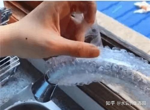 冬季水管道冻了怎么疏通(冬季水管冻住怎么办)