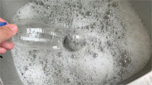 洗碗池管道堵了怎么疏通(洗碗池的管堵了怎么办)