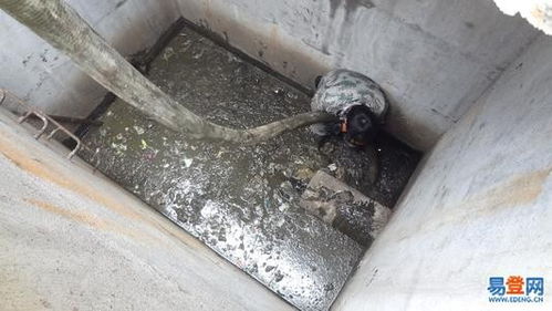 主排污管道怎么疏通的(主排污管道漏水怎么办)