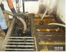 疏通隔油沟管道怎么收费(隔油池管道堵塞)