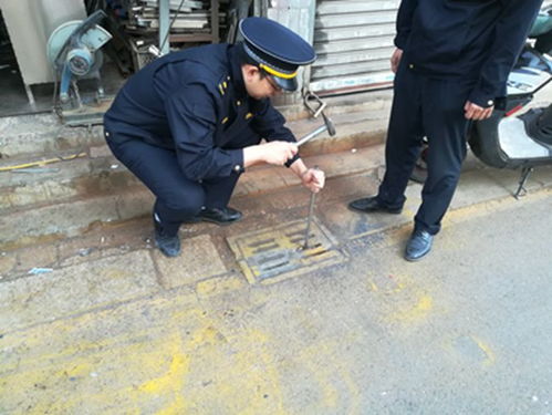 井盖被堵住了怎么疏通管道(井盖被堵住了怎么疏通管道呢)