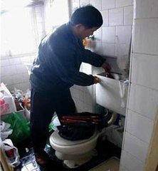 马桶怎么疏通排污管道图解(马桶怎么疏通? 马桶怎么疏通排污管道图解(马桶怎么疏通?