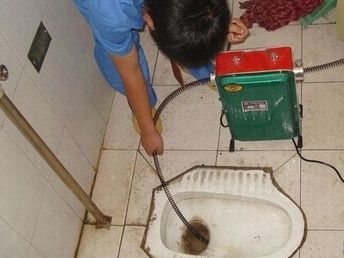 管道长怎么疏通下水道(管道长怎么疏通下水道图解)