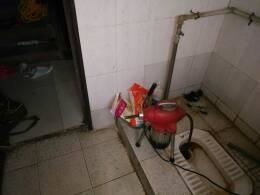 怎么疏通楼房主管道(怎么疏通楼房主管道漏水)