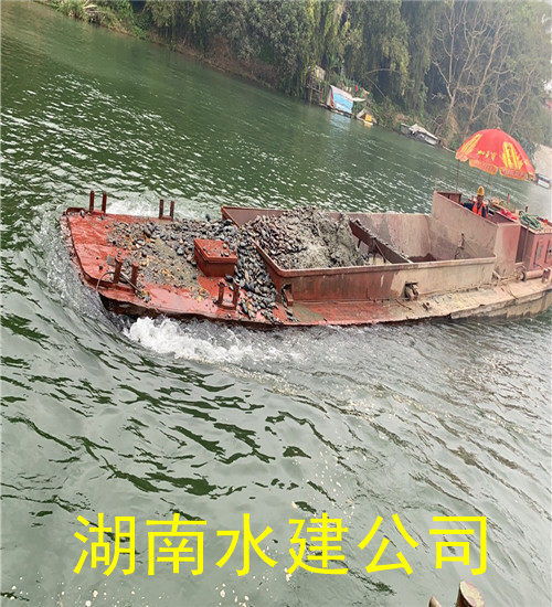 船上管道怎么疏通的啊(船上的管子)