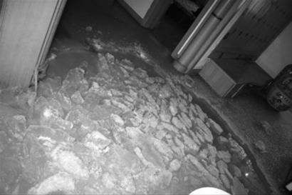 水管中间结冰怎么疏通管道(水管内结冰怎么解决) 水管中间结冰怎么疏通管道(水管内结冰怎么解决)