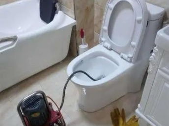马桶卸了怎么疏通管道图解(马桶卸掉)
