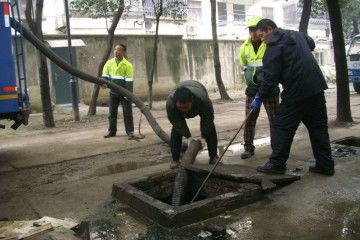 水渠管道疏通剂怎么用(疏通排水渠)