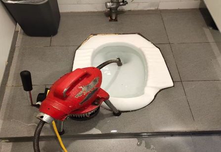 脸盆管道疏通器怎么用(洗脸盆管道疏通)