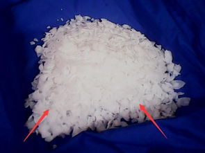 疏通管道用烧碱怎么使用(烧碱能疏通管道吗)