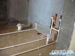 走廊有管道堵怎么疏通(走廊过道水管管安装图片)
