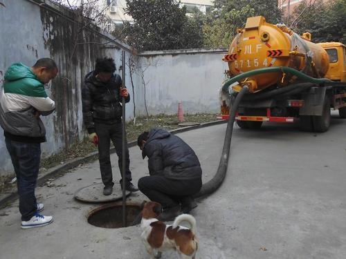 管道疏通机卡怎么解决(管道疏通机常见故障维修教程)