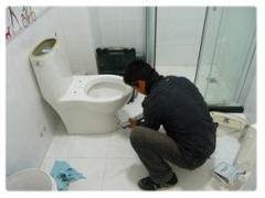 马桶水槽堵塞怎么疏通管道(马桶水槽脏了怎么清洗)