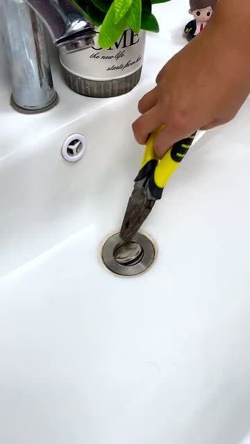 塞子堵住管道怎么疏通(塞子堵了)