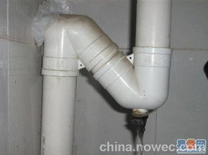 弯头管道堵塞怎么疏通(弯头堵了怎么通)