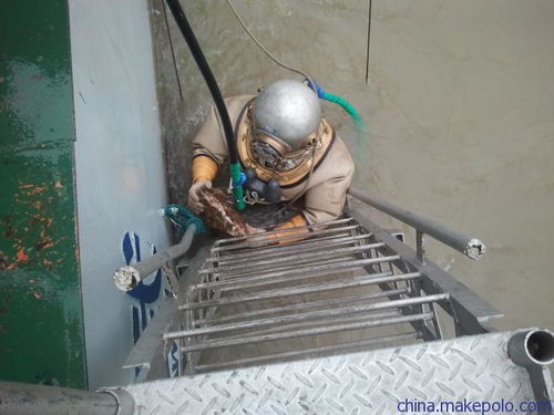 柜下管道怎么疏通(柜子包下水道)